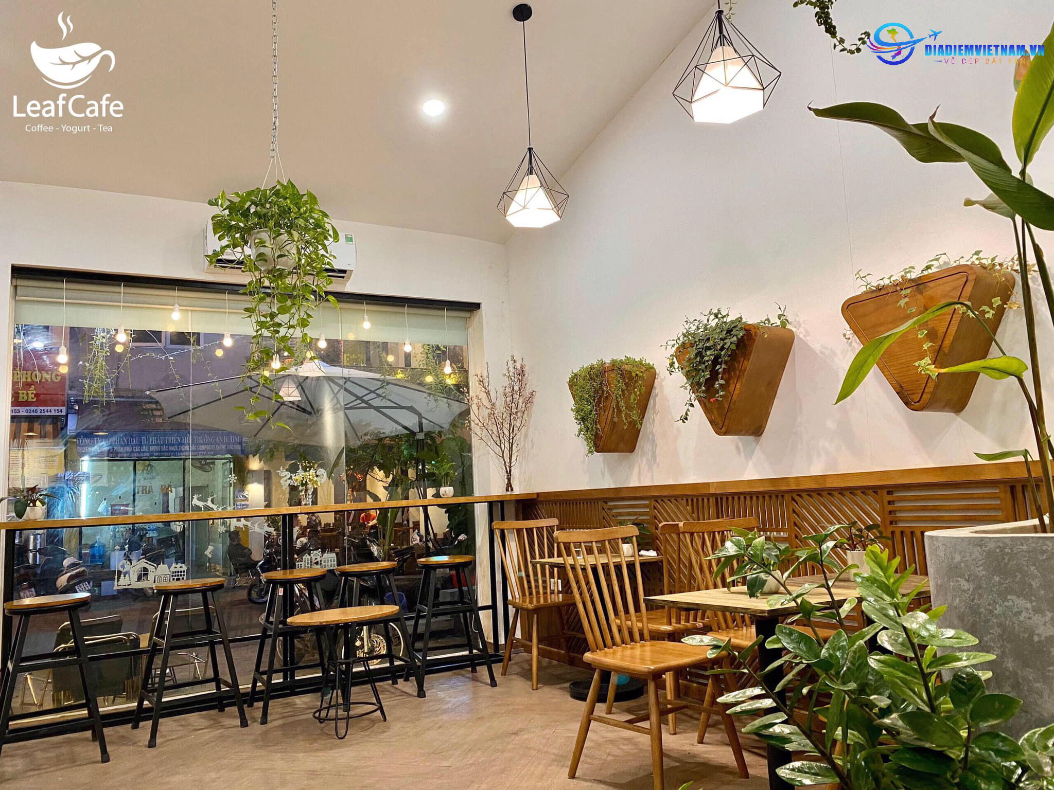Phong cách thiết kế quán của Leaf Cafe