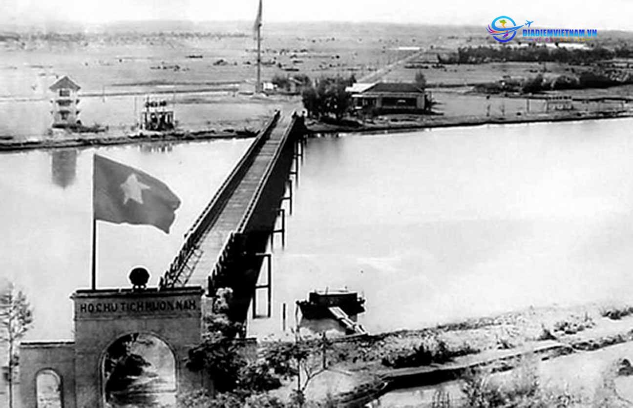 Cầu Hiền Lương 1954