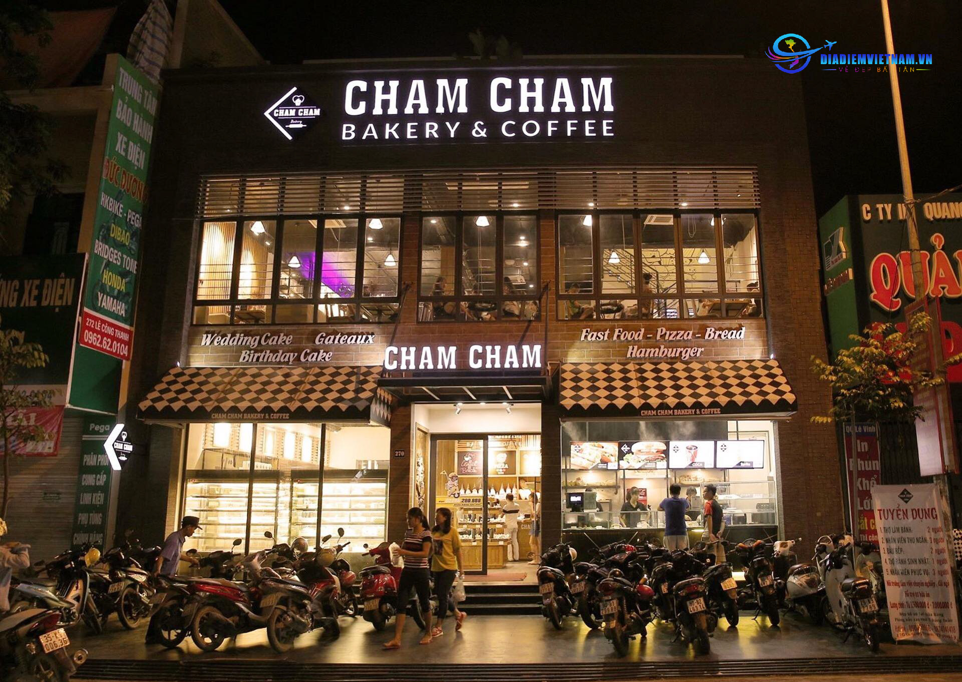 Cham Cham Bakery & Coffee