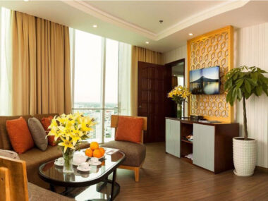 Phòng khách tại khách sạn Ninh Kiều Riverside Cần Thơ
