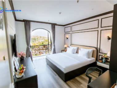 Deluxe Double Room tại Robin Hotel Gia Nghĩa