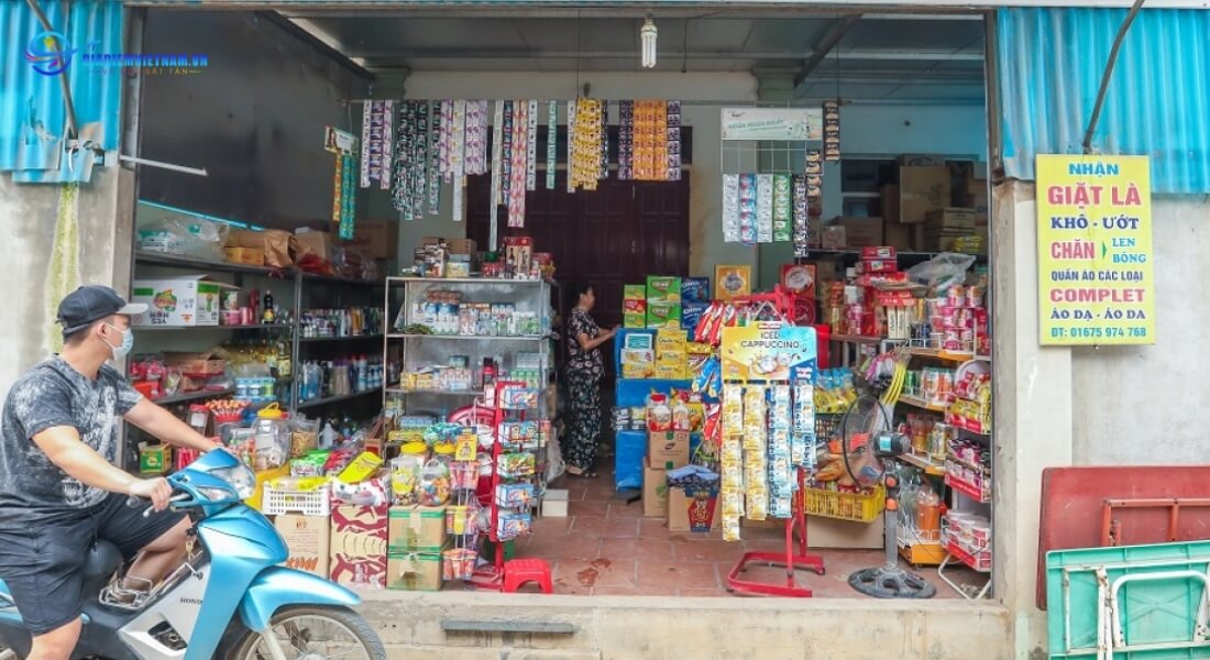 Cửa hàng tạp hóa ở Hà Nội