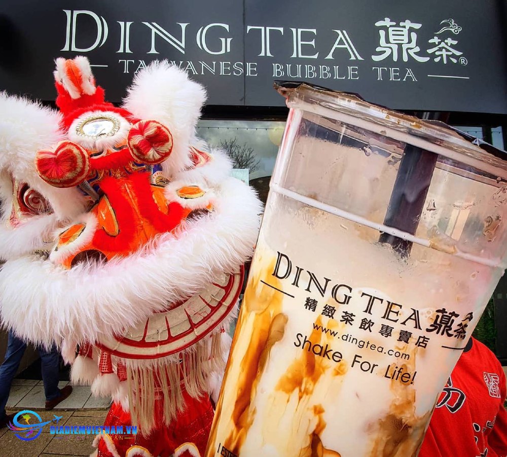 Đồ uống đa dạng với các loại trà sữa tại Ding Tea