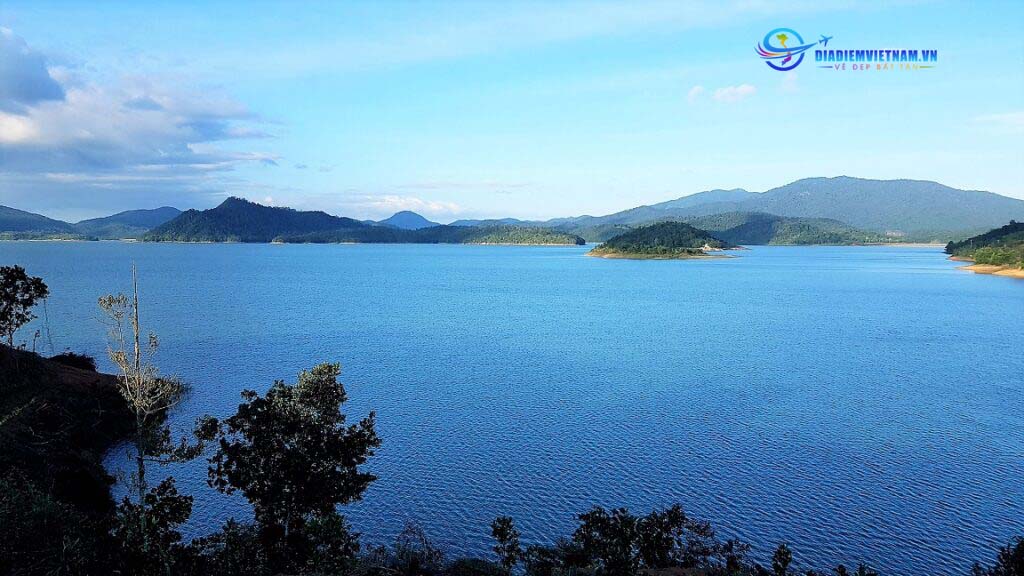 Hồ Hàm Thuận 