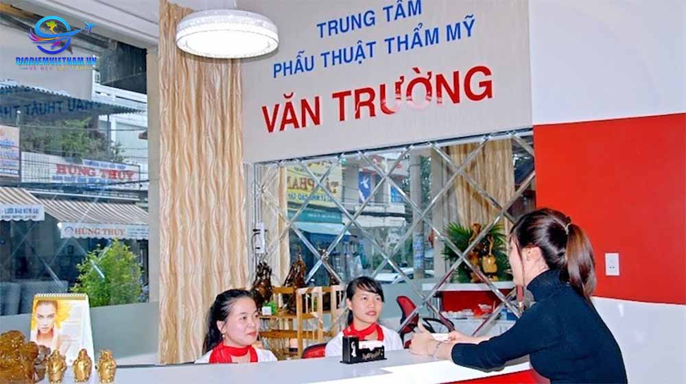 Viện thẩm mỹ Văn Trường