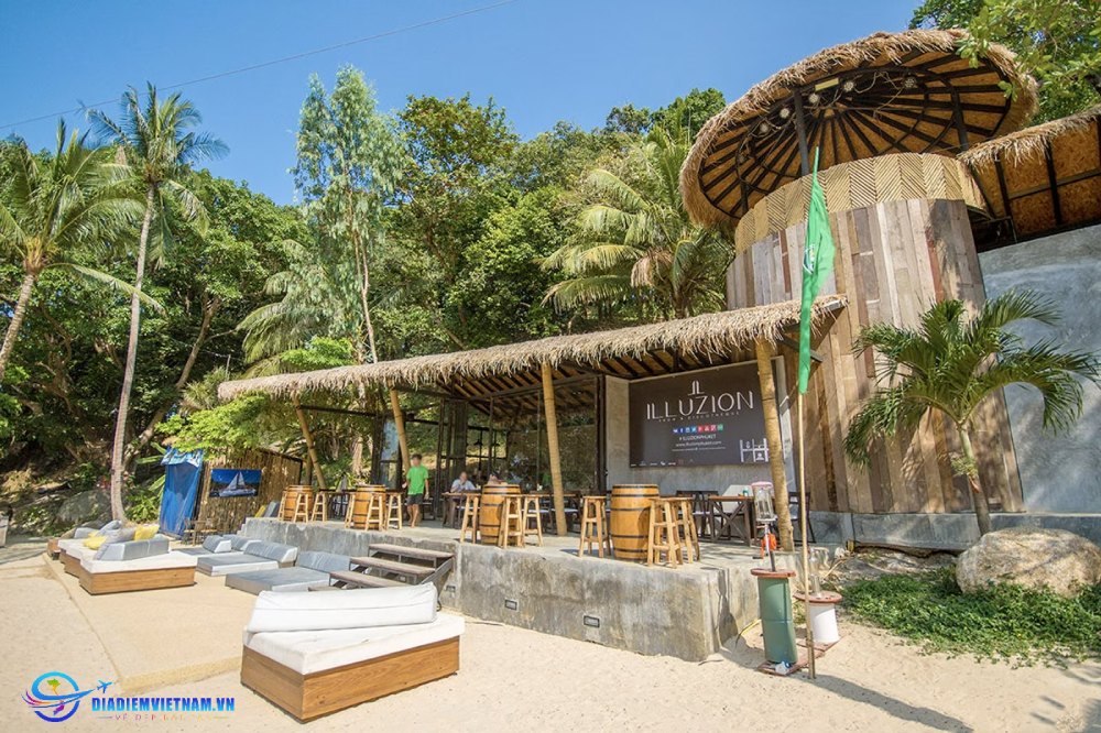 Quán cafe view đẹp Đà Nẵng - Paradise Beach Bar & Cinema 