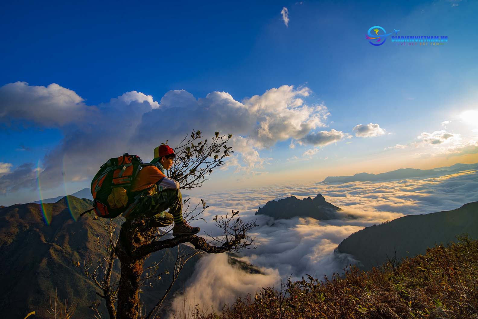 Vẻ đẹp của một trong bốn đỉnh núi cao nhất Việt Nam