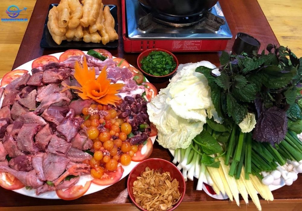 Quán ăn ngon Tuyên Quang Lẩu kin kin